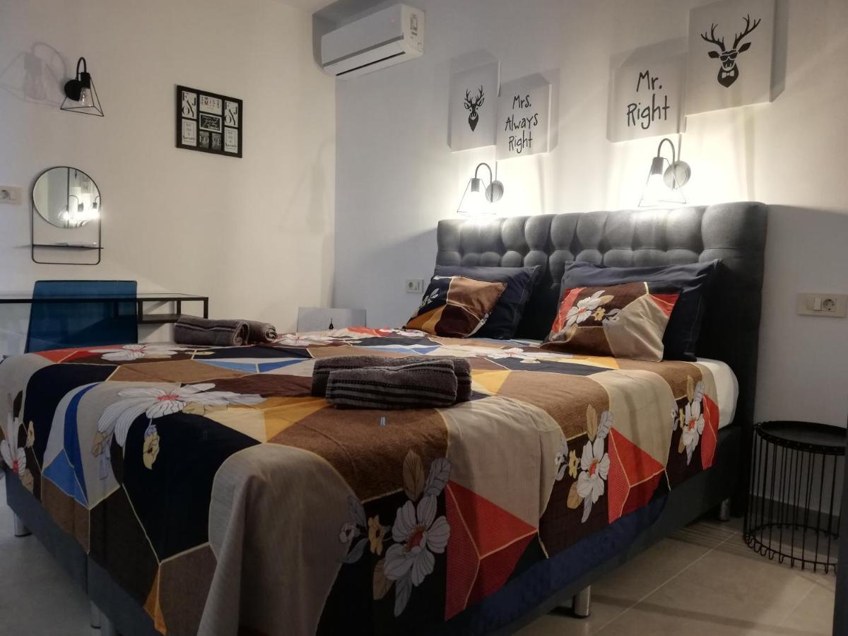 Riviera Rooms And Apartments Palit 외부 사진