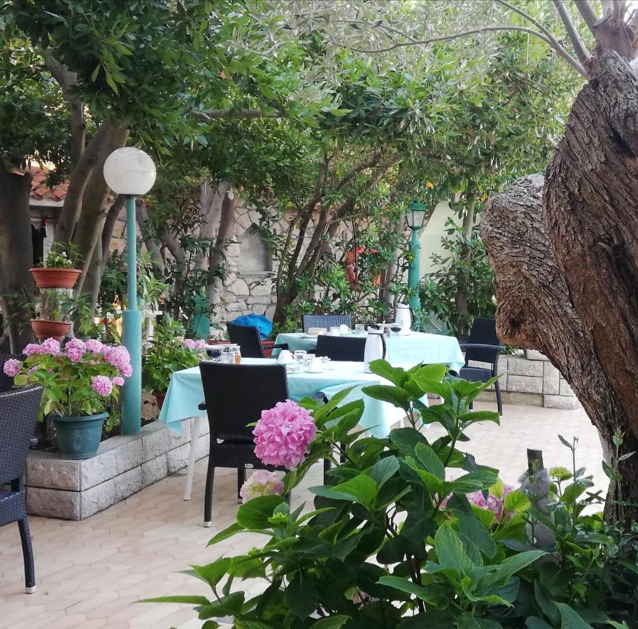 Riviera Rooms And Apartments Palit 외부 사진