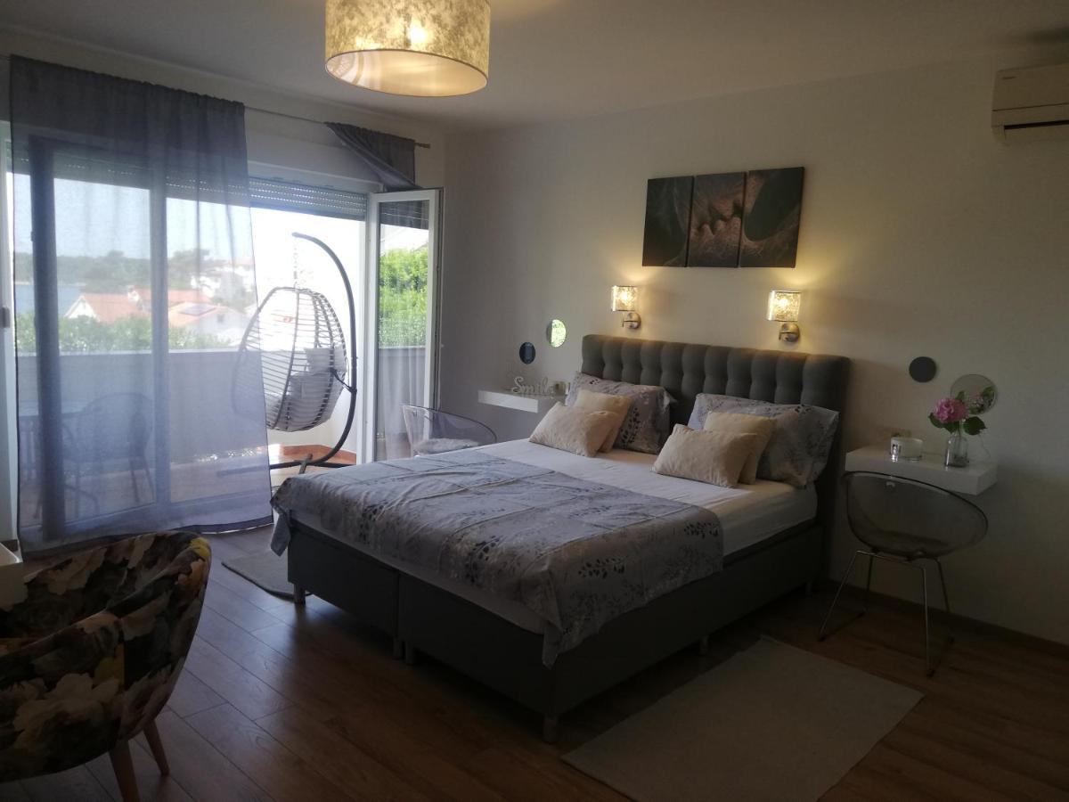 Riviera Rooms And Apartments Palit 외부 사진