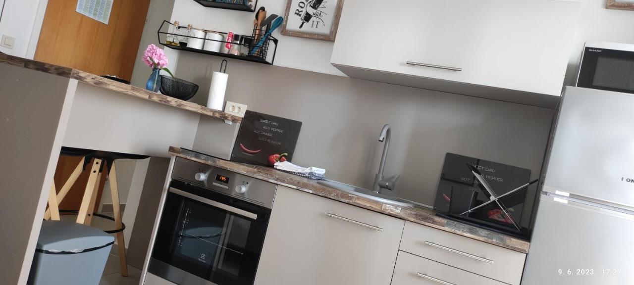 Riviera Rooms And Apartments Palit 외부 사진