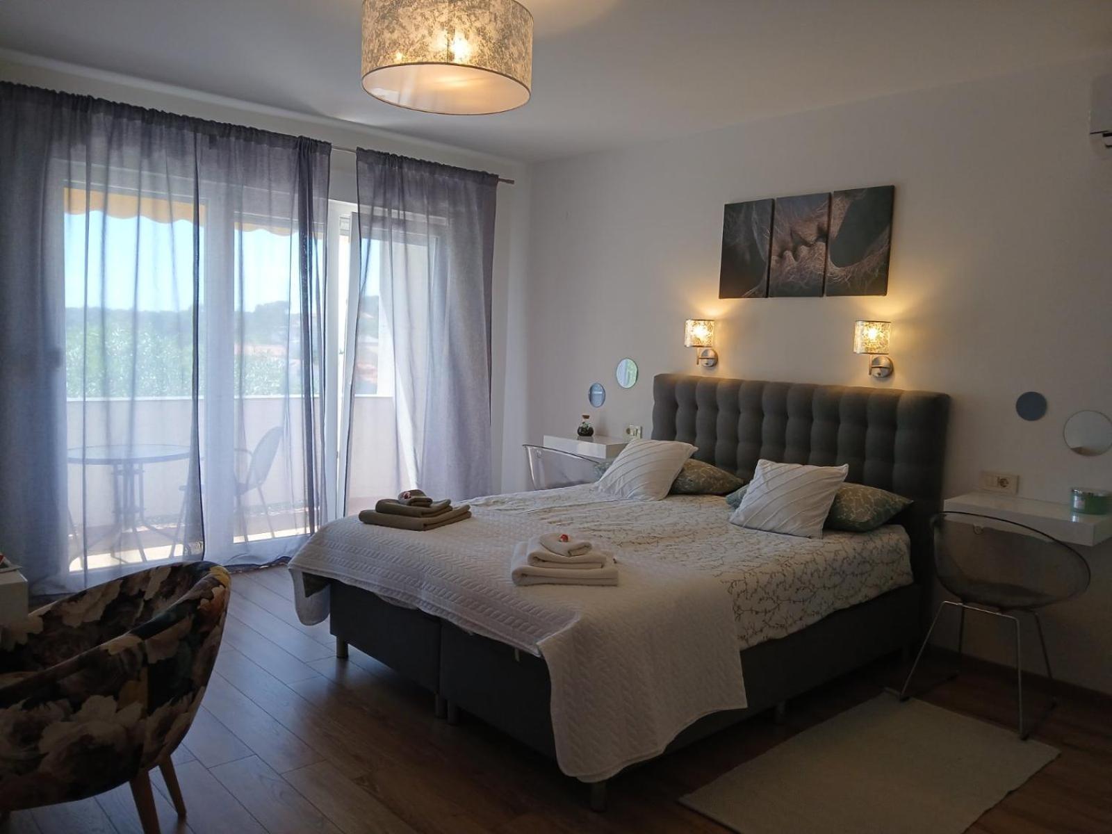 Riviera Rooms And Apartments Palit 외부 사진